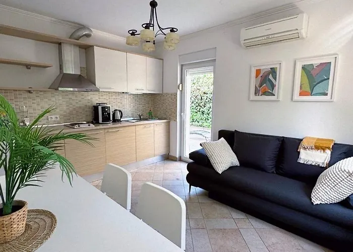 In Seget تروغير