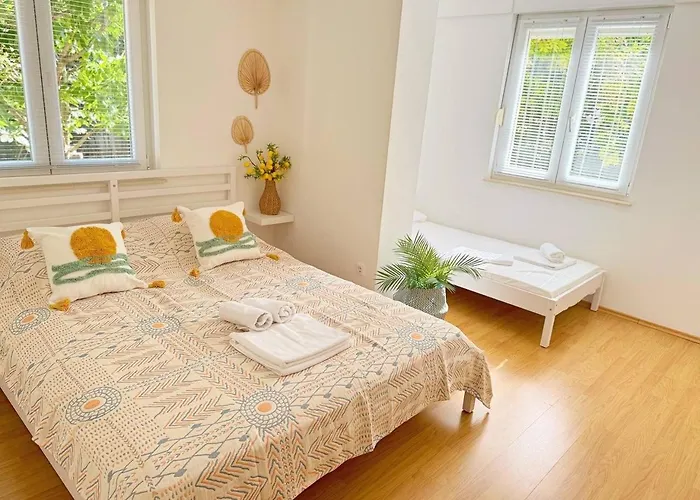 In Seget تروغير