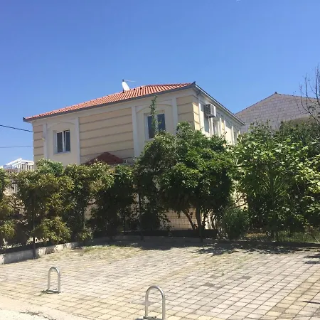In Seget * Trogir