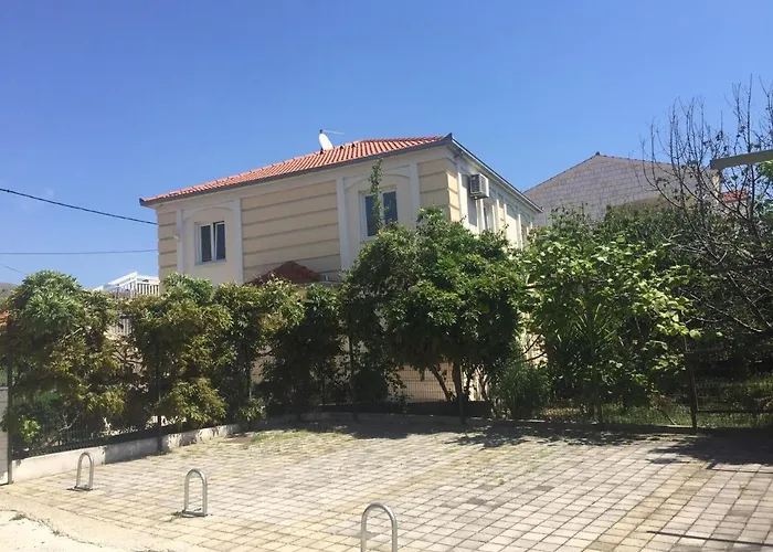 In Seget * Trogir